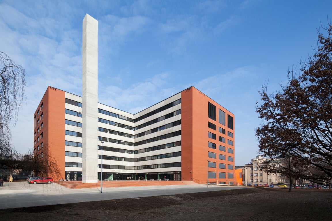 Nová budova Fakulty architektury ČVUT v Praze